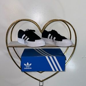 Adidas Nizza Platform size 8